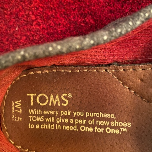 Tom’s Flannel Flats - Picture 2 of 4